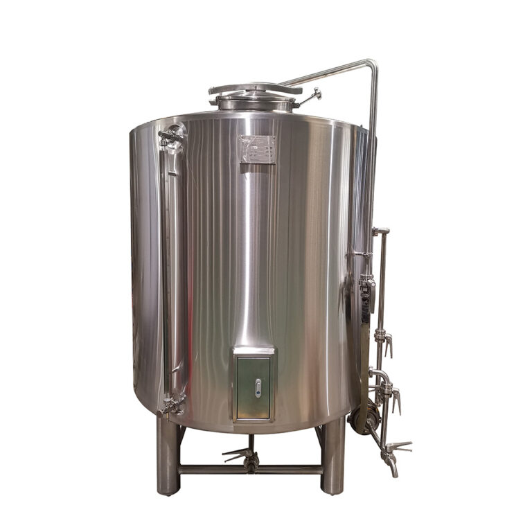 山东天泰啤酒设备酿造水罐