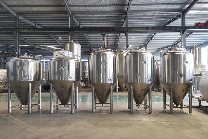 山东天泰啤酒设备-发酵罐