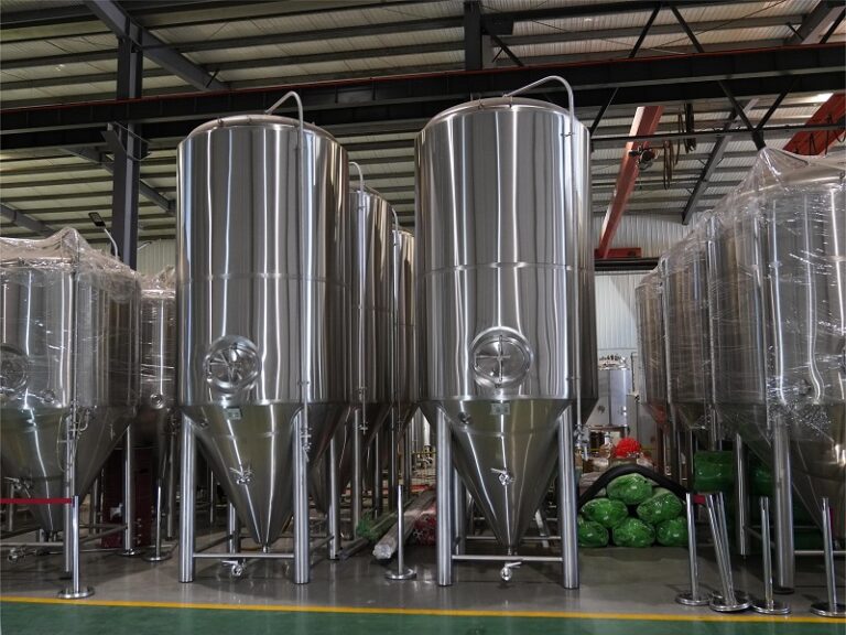 山东天泰啤酒设备-发酵罐